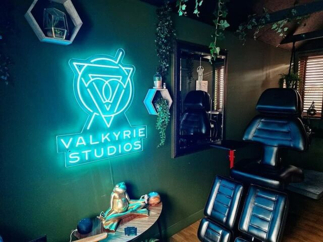 Not that we are biased 👀 but this custom logo neon is looking 👌  Thanks for letting us pinch the picture @valkyriestudios10  #neonsign #ledneonsign #logoneonsign #glowwormneon